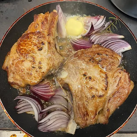 Nocleg ze śniadaniem Camelia 3*